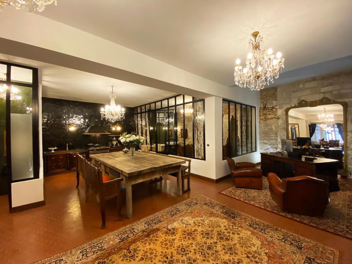 L'Heure Bleue - Charme Et Histoire Au Coeur D'Avignon Apartman Kültér fotó